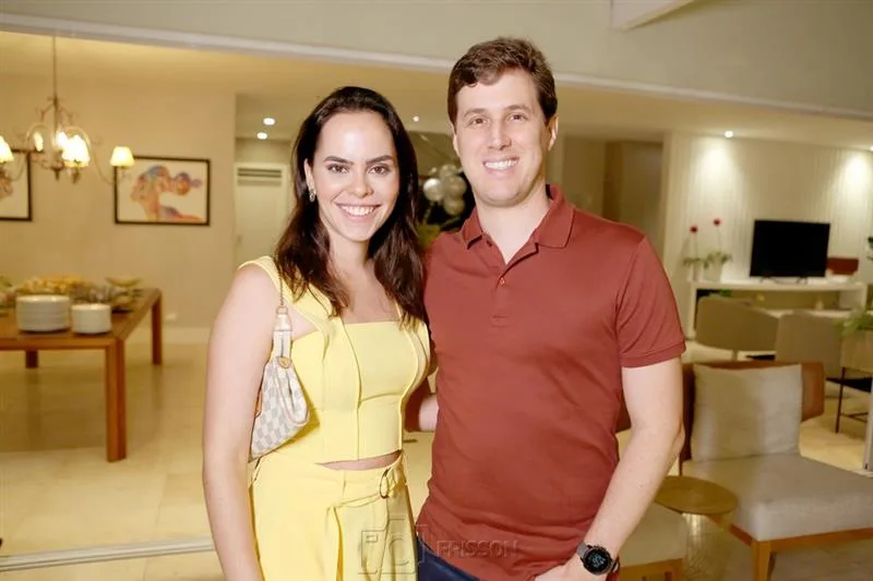 Ana Beatriz e Thiago Aguiar