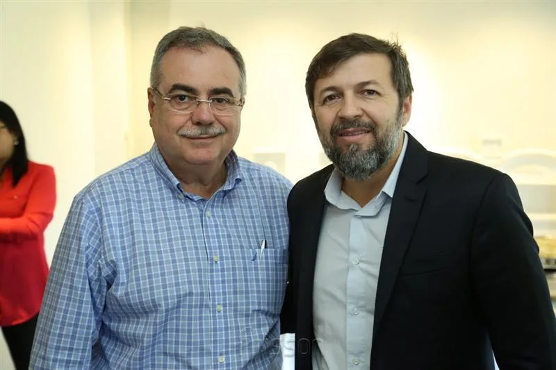 Assis Cavalcante e Élcio Batista
