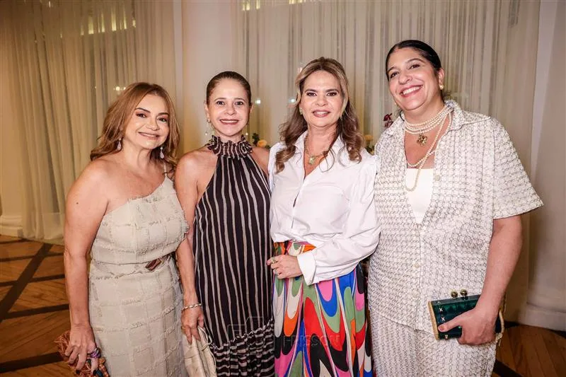 Ana Cristina Camelo, Claudiane Borges, Germana Wanderley e Elisa Oliveira