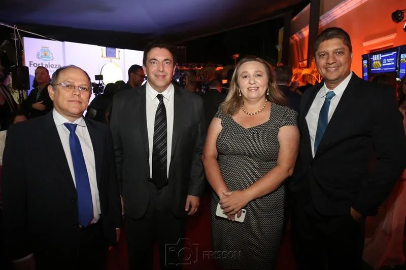 Beto Almeida, Rodrigo Pereira, Camila Castro e Diego Gonzalez