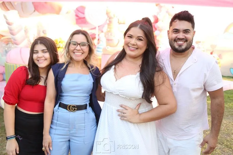 Ana Julia, Cris Pimentel, Janayna e Ton Santos
