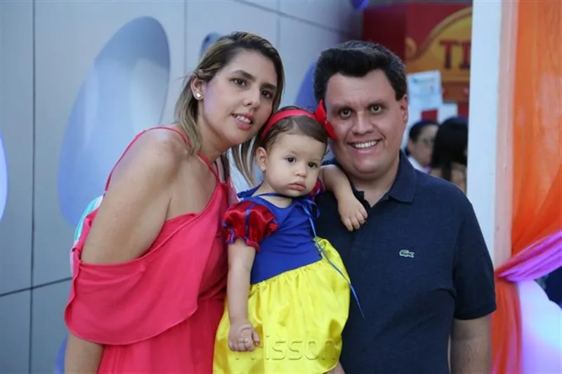 Carmem, Carolina e Rodrigo Frota
