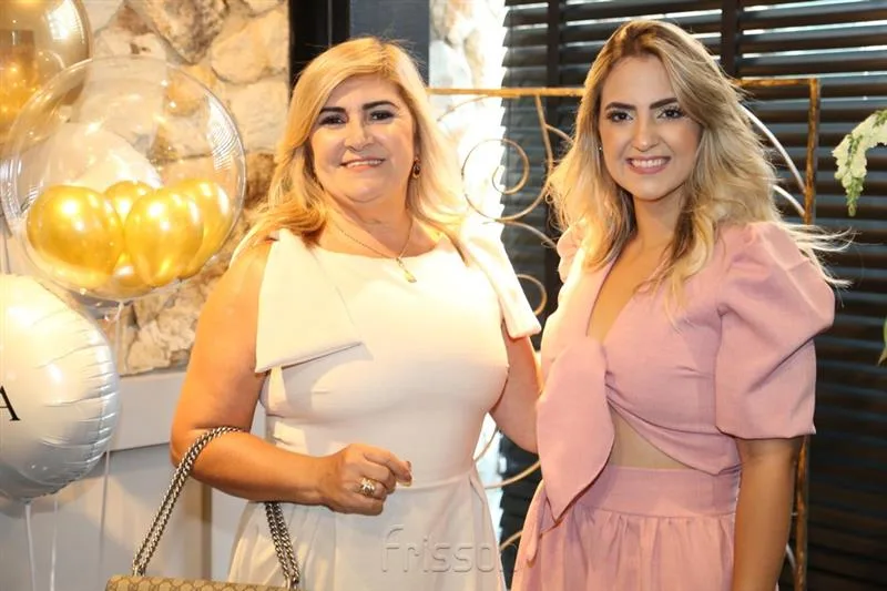 Eliane Feitosa e Nicole Motta
