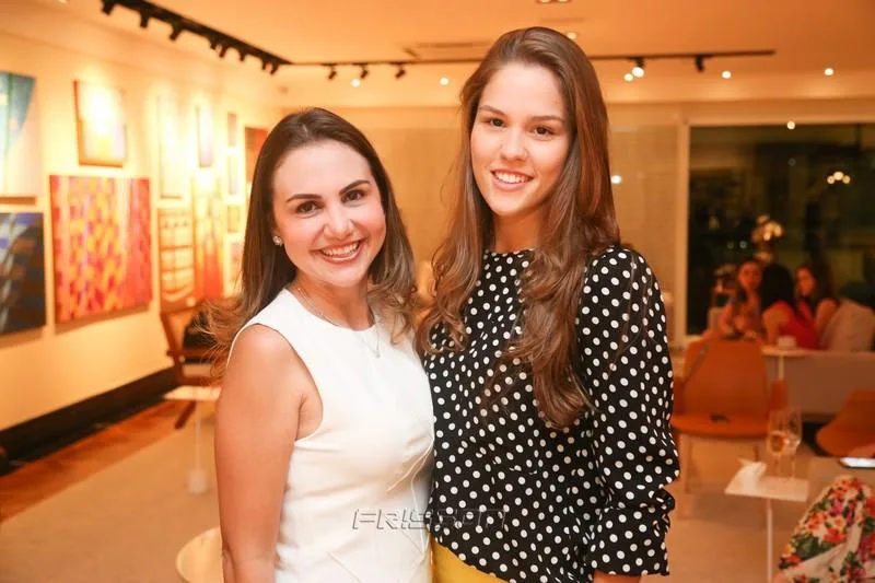 Adriana Queiroz e Daniela Eloy