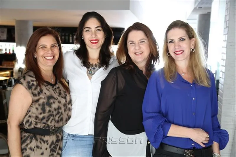 Genna, Izabela Fiúza, Isabel Ary Pereira e Marjorie Marshall