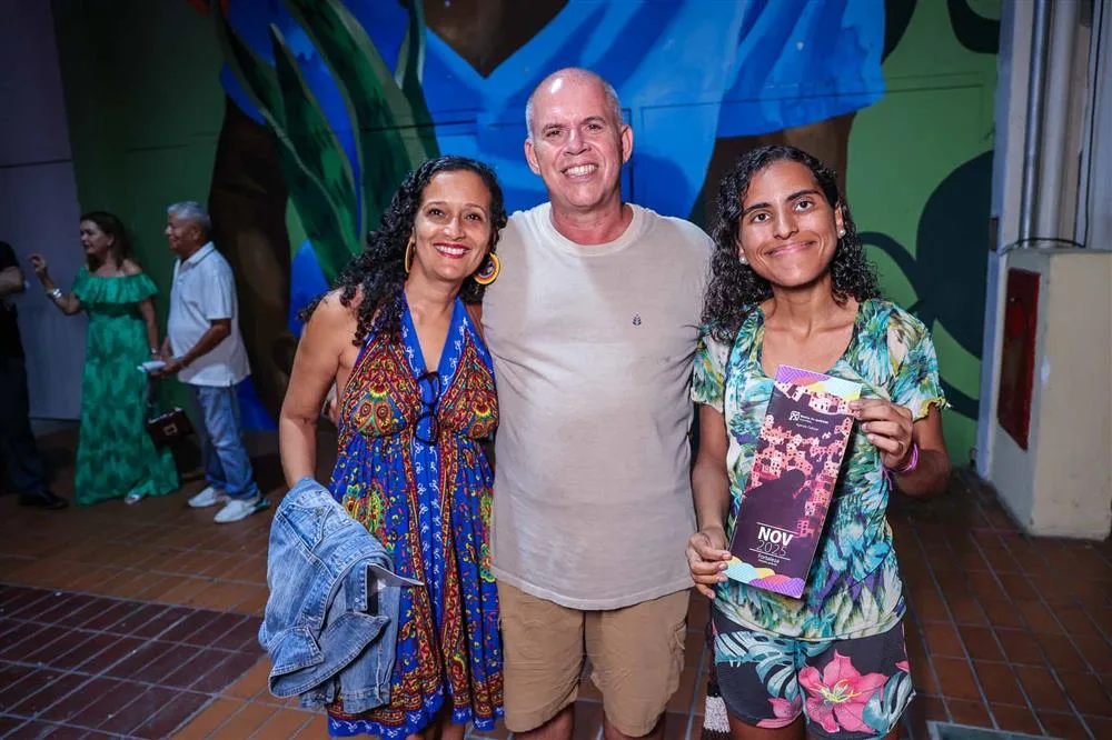 Kenia Santos, João Eduardo Gonçalves e Luisa Sobral