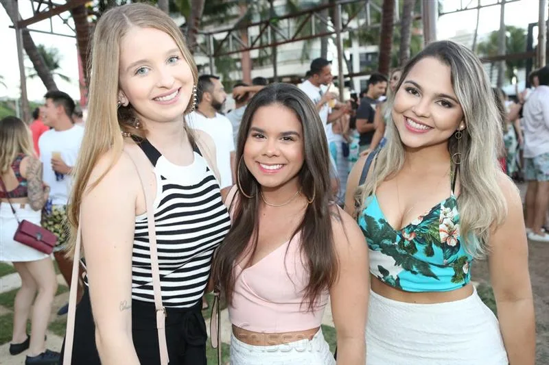 Beatriz Queiroz, Amanda Chaves e Litca Moraes