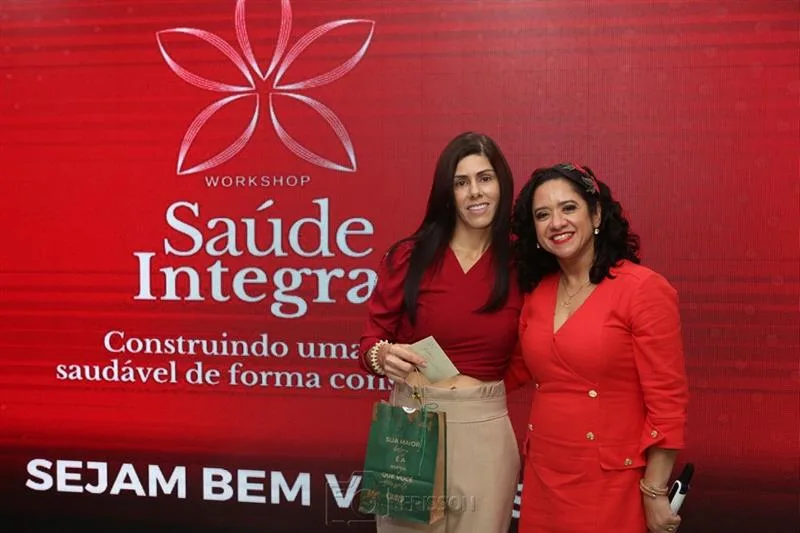 Bruna Carvalho e Lucianna Auxi
