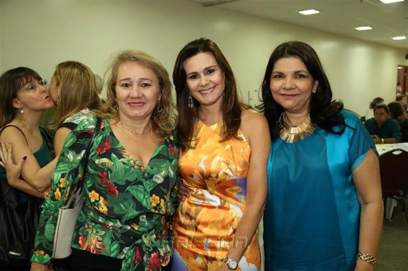 Áurea Fontenelle, Ivana Bezerra e Celina Castro Alves