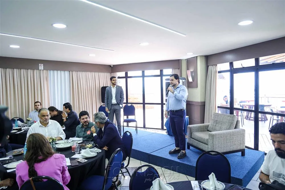 Almoço político AJE com Elmano de Freitas