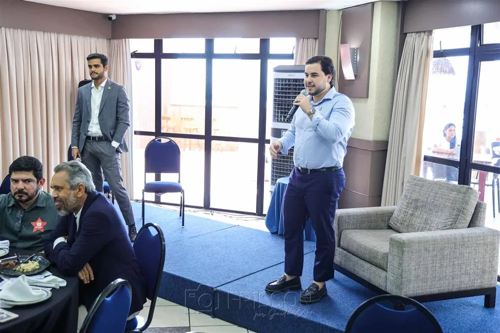 Almoço político AJE com Elmano de Freitas
