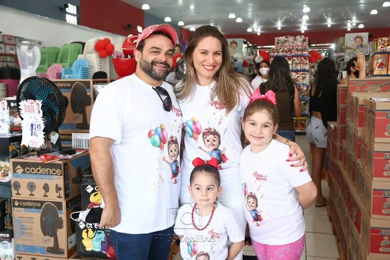 Guilherme, Cecília, Maria Clara e Maria Eduarda