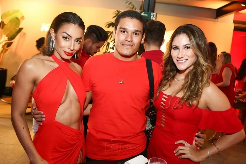 Alexia Marina, Felipe Torres e Carol Bichucher