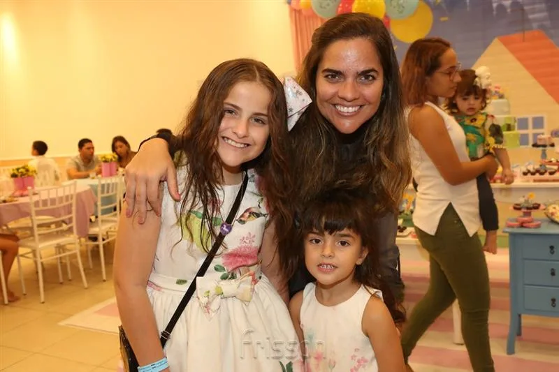 Beatriz, Camilla e Carolina Otoch