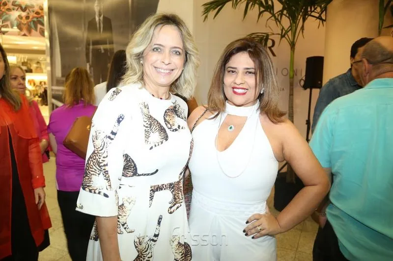 Andréa Fialho e Montiele Arruda