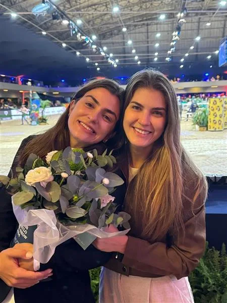 Sarah e Victoria Erel