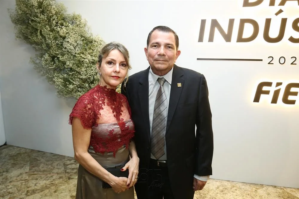 Circe Jane e Fernando Castro Alves