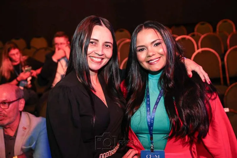 Dana Nunes e Dayane Colaço