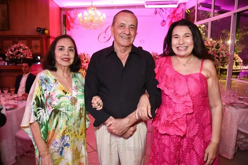 Augusta e Patrick Viguier e Fernanda Câmara