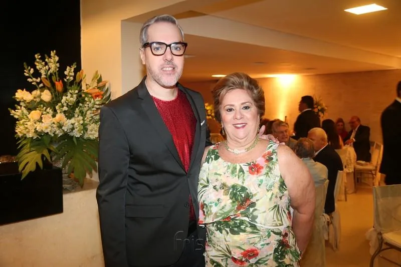 Alysson Aragão e Maria Vanda Machado