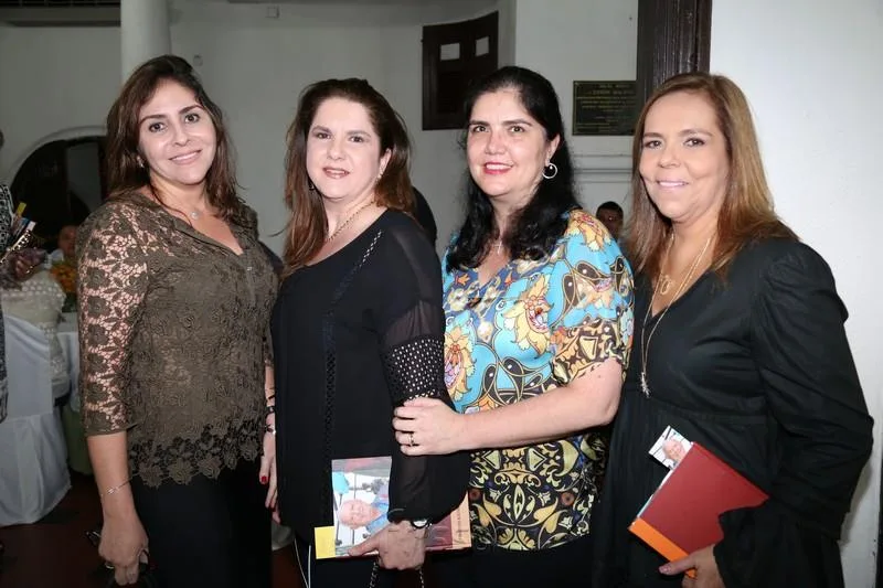 Cristiane Faria, Isabel Ary, Natasha Martins e Ailza Ventura