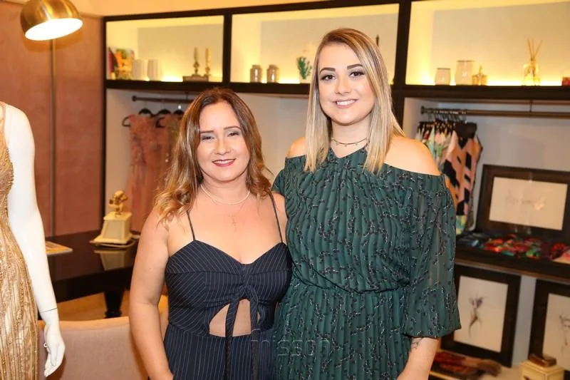 Auri Deusdará e Bárbara Bortoloti