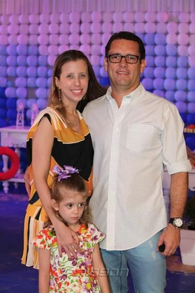 Andressa, Danilo e Lara Bastos