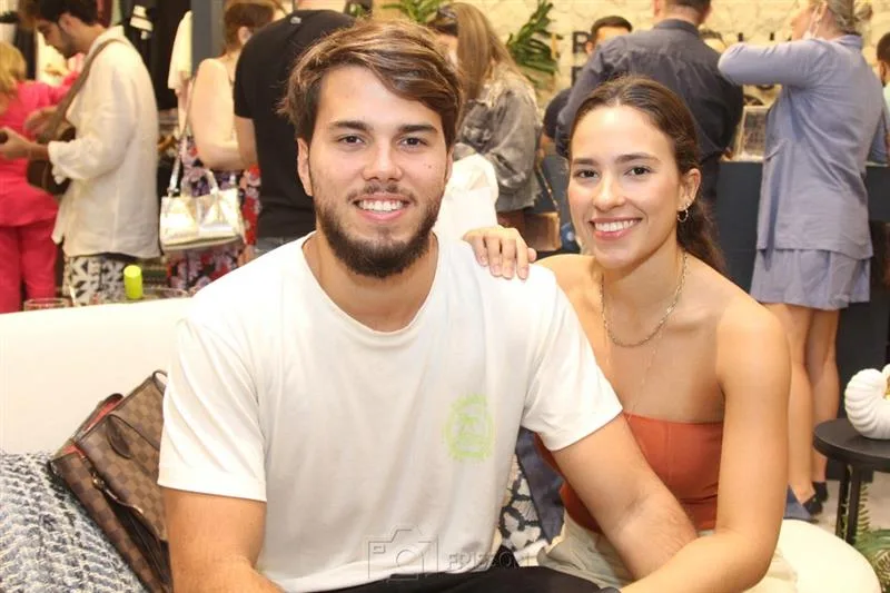 Arthur Diniz e Milena Henrique