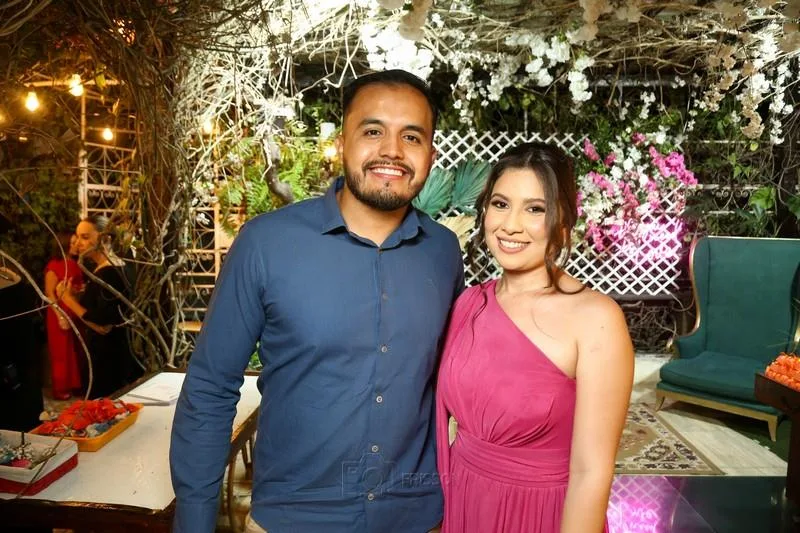 Breno Alves e Bárbara Sany