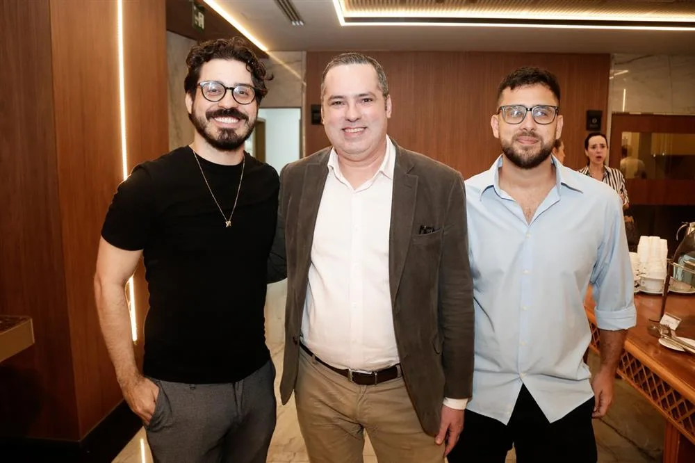 Alisson Barros, Henrique Medeiros e Iann Medeiros