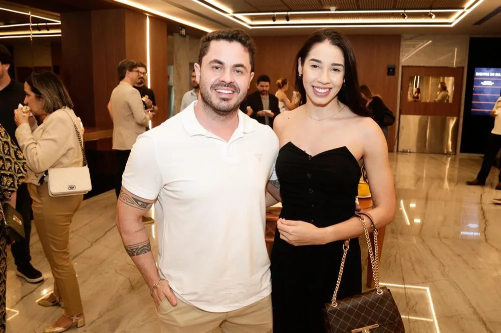 Micael Azevedo e Lívia Matos