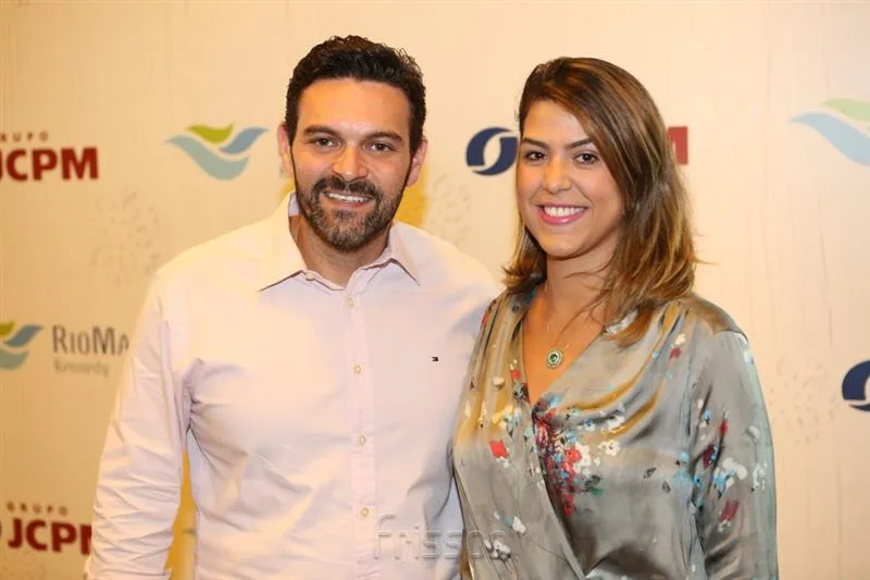 Clovis Holanda e Juliana de Fatima