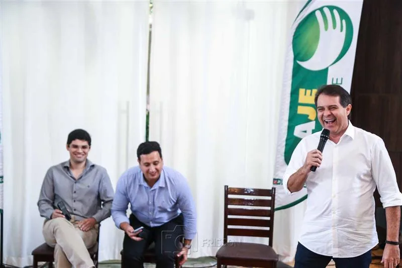 Almoço AJE com Evandro Leitão