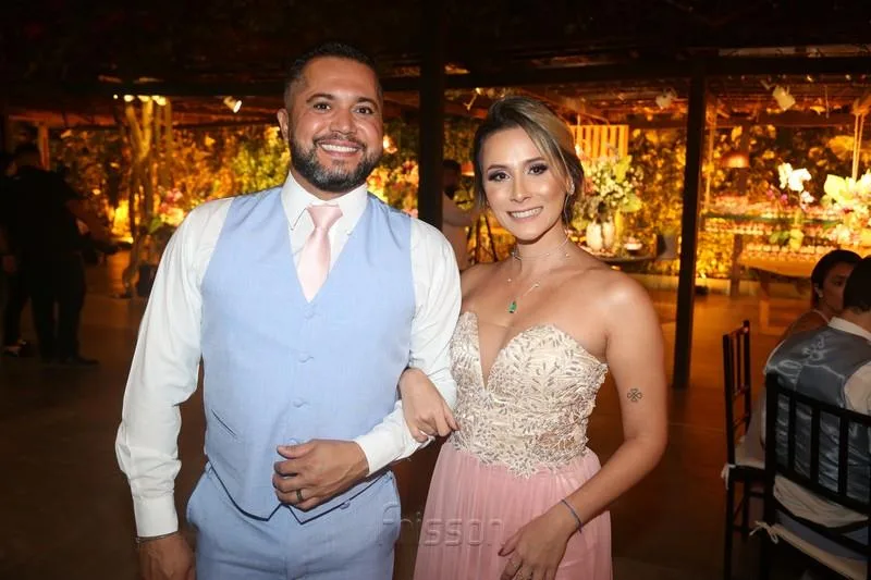Alisson Viana e Nayane Tavares