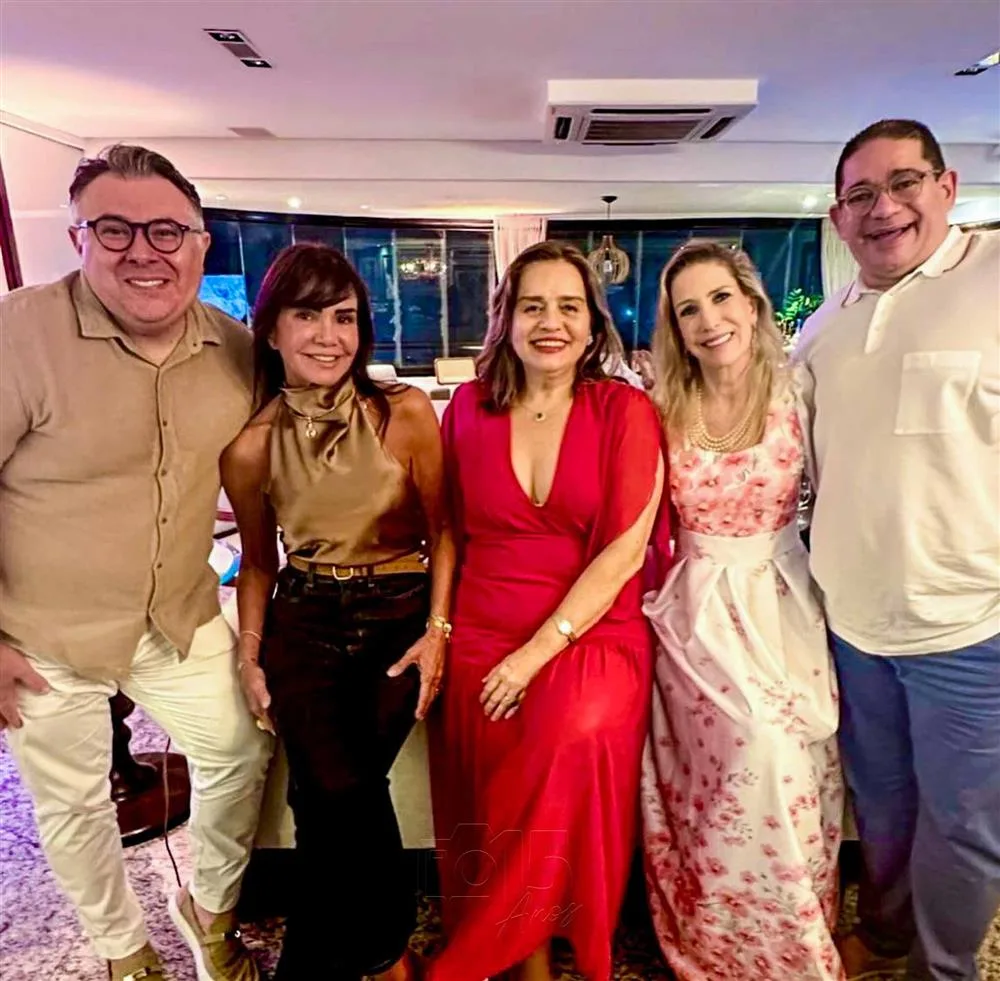 Andre Monte, Ana Luiza Barreira, Lia Freire, Marjorie Marshall e Alexandre Pitta