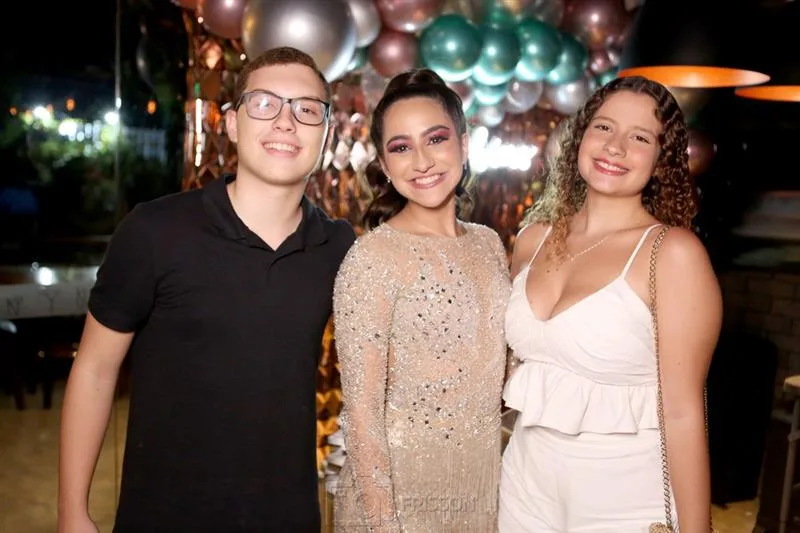 Cauã Portela, Ester Figueiredo e Isadora Lodis