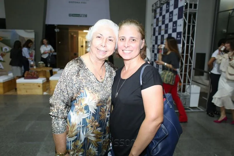 Alódia e Samyra Guimarães