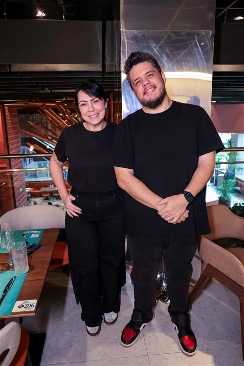 Deborah Lima e Leo Paiva