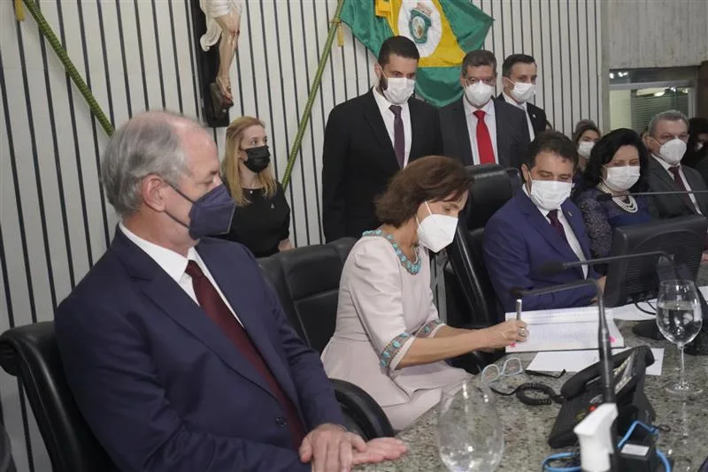 Posse Izolda Cela na Assembleia Legislativa