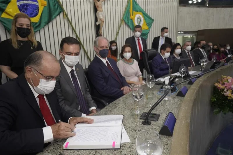 Posse Izolda Cela na Assembleia Legislativa