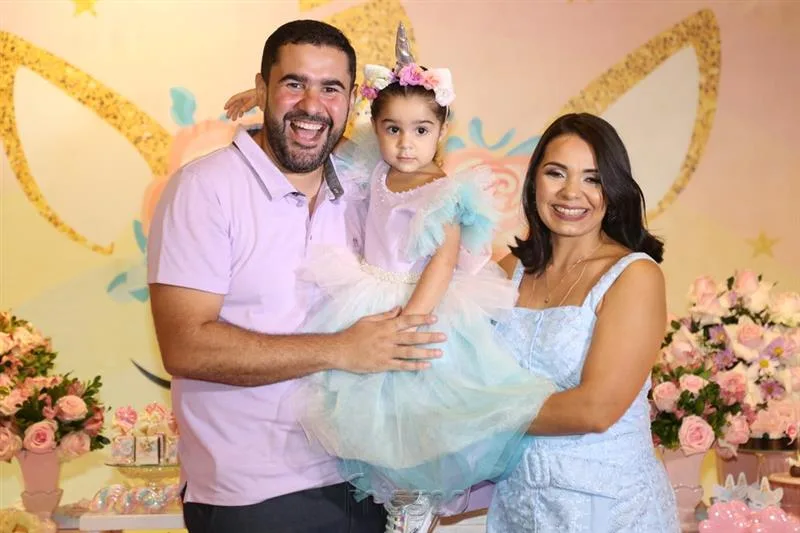 Luiz, Sophia Castro e Carolina Abraão