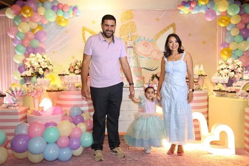 Luiz, Sophia Castro e Carolina Abraão