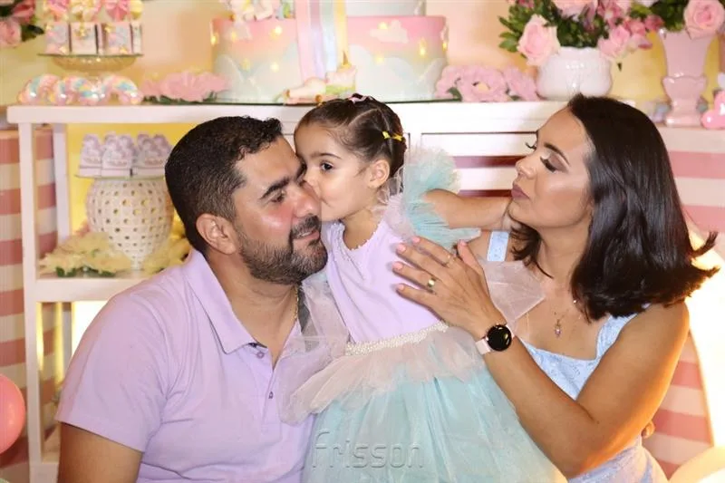 Luiz, Sophia Castro e Carolina Abraão