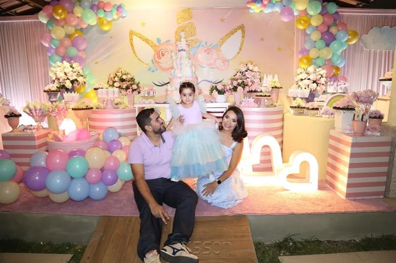 Luiz, Sophia Castro e Carolina Abraão
