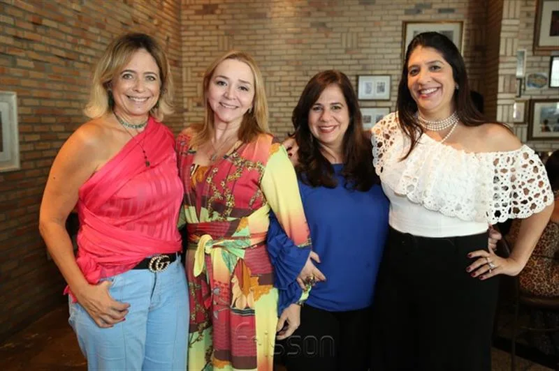 Andrea Fialho, Sandra Fujita, Martinha Assunção e Elisa Oliveira