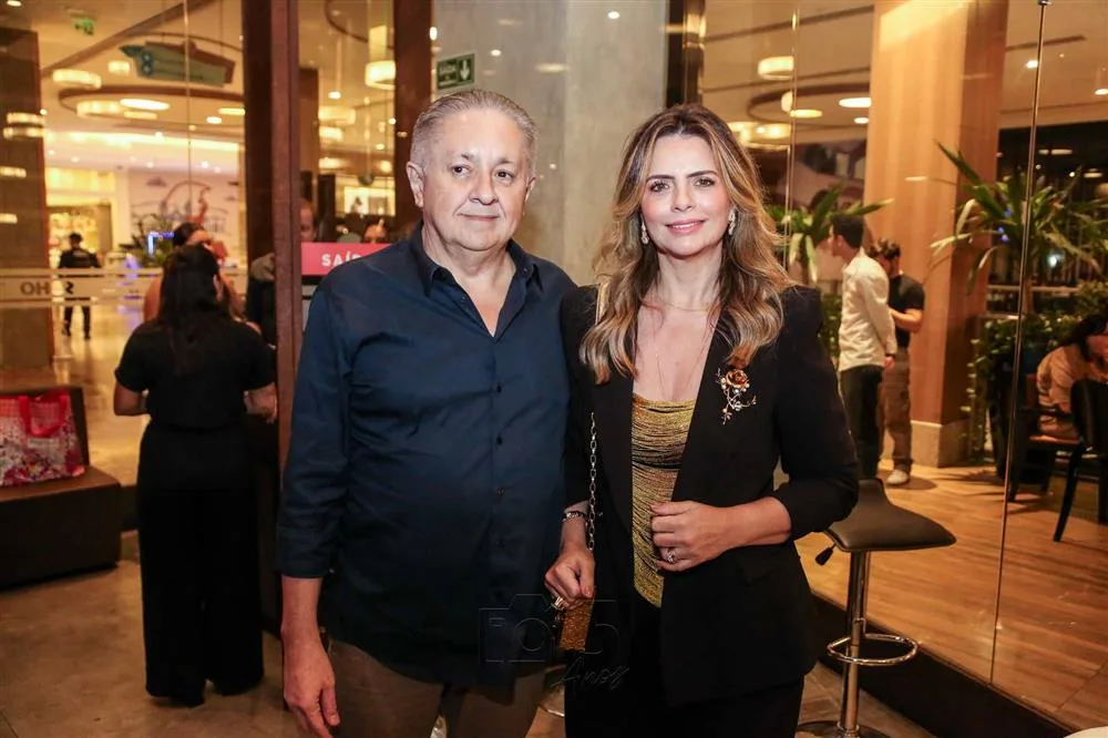 Adriano e Tais Pinto
