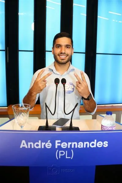 André Fernandes