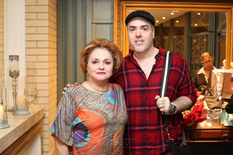 Alessandra e Alysson Aragão