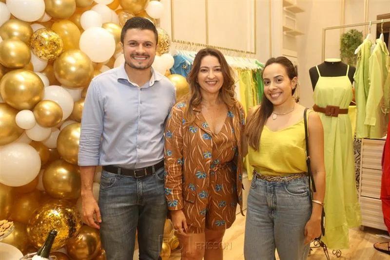 Breno Costa, Harla Pinheiro e Amanda Costa