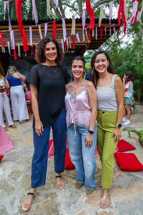 Clarissa Jereissati, Milla Costa e Gisele Leal